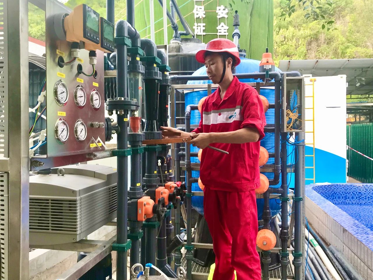 向優(yōu)秀看齊，與榜樣比肩 | 八月優(yōu)秀員工名單出爐